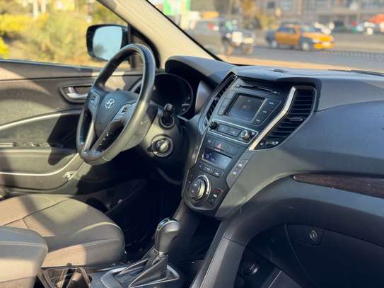 Hyundai Santafé 2017 essence venant image 9