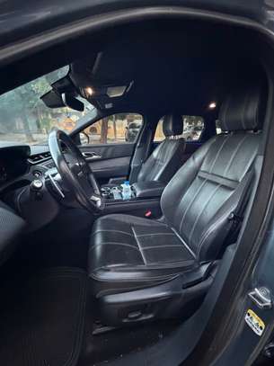 Range Rover Velar image 5