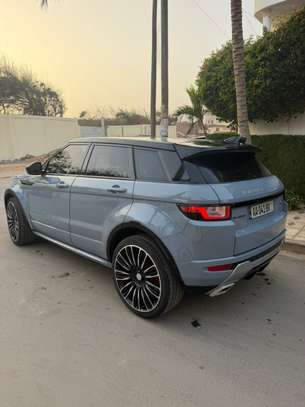 Range Rover Evoque 2018 gris nardo image 9