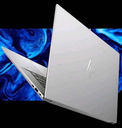hp Zbook Studio OLED 16' G11 image 2