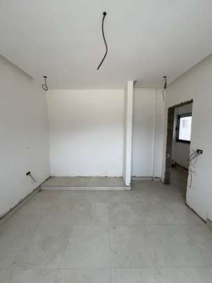 F5 de 225 m² à vendre à Mermoz image 4