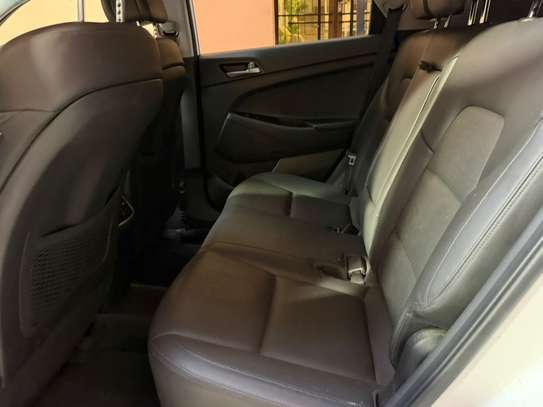 Hyundai Tucson Anne 2018 full options image 7