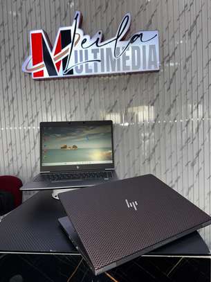 Hp ZBook 14 i5 image 4