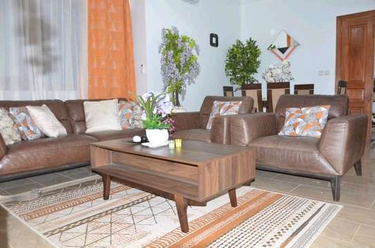 APPARTEMENT F3 MEUBLÉ A LOUER AU MAMELLES image 2
