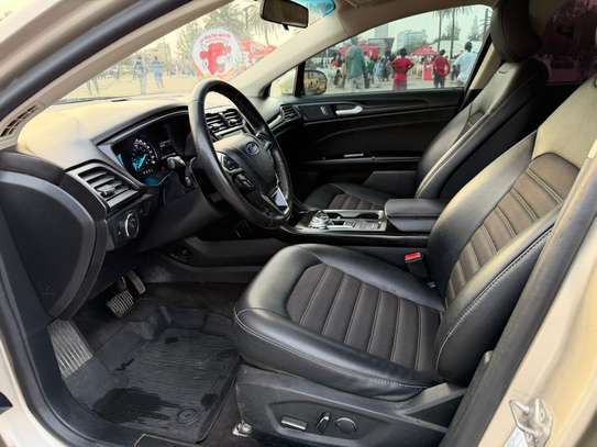 Ford fusion 2018 à louer image 7