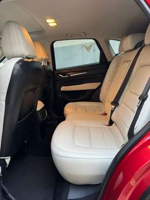 Je vend ma Mazda cx5 2019 automatique essence GT image 5