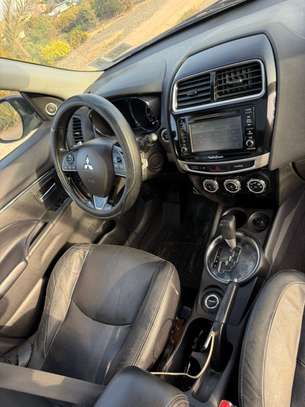 Mitsubishi outlander limited image 8