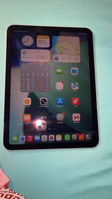 iPad a16 11e génération très bon état disponible image 3