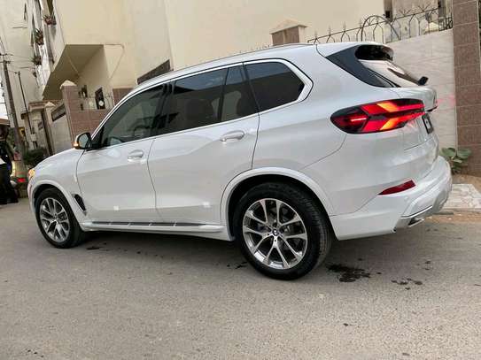 Bmw X5 xdrive image 6
