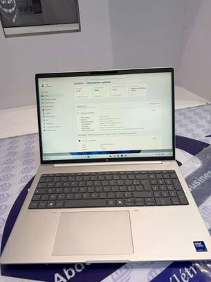 Hp elitebook 8 AI GLi 16 image 6