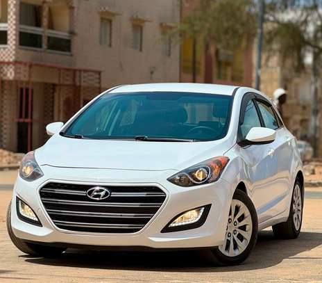 HYUNDAI ELANTRA GT 2017 image 2