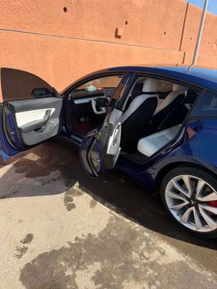 Tesla model 3 image 3
