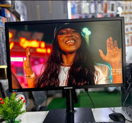 Moniteur SAMSUNG 24 pouces image 3