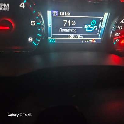 Chevrolet SUBURBAN image 11