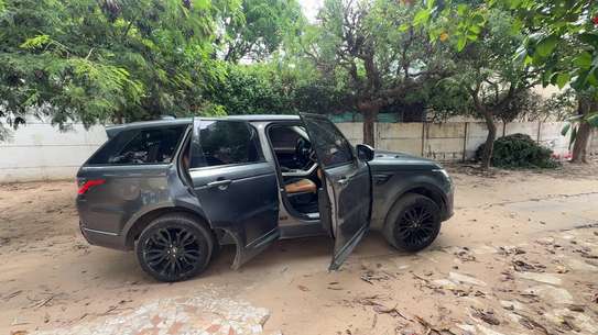 Range Rover 2021 image 6