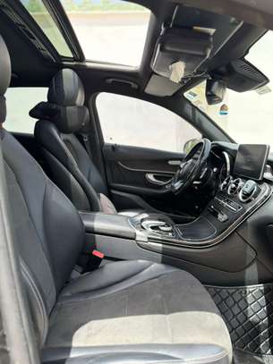 Mercedes Glc 350 image 4