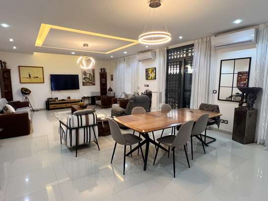 APPARTEMENT D’EXCEPTION À VENDRE – 230 m² - LES ALMADIES image 2