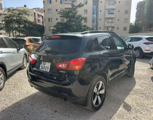 Mitsubishi RVR image 9