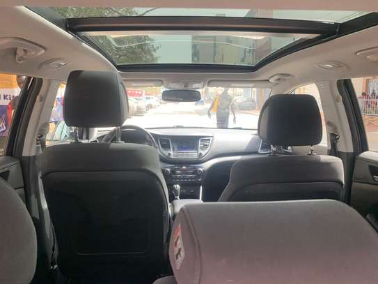 HYUNDAI TUCSON 2017 image 2