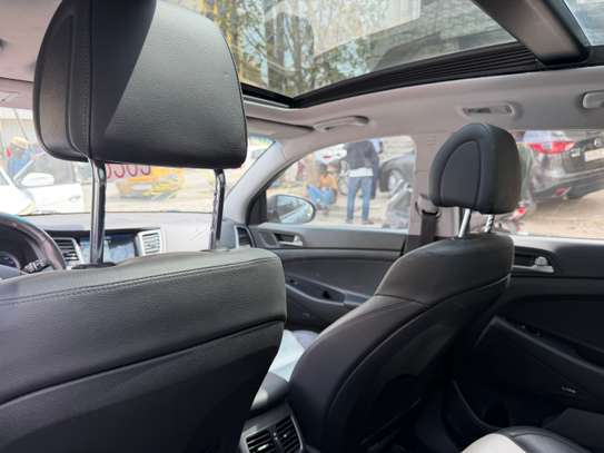 Hyundai Tucson limited 2017 image 9