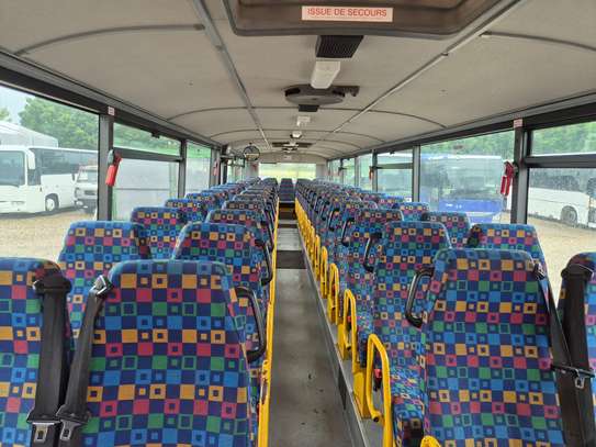 Bus 63 places Venu récemment au Sénégal image 2