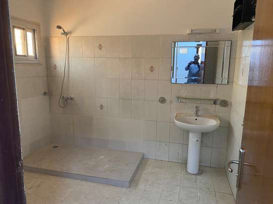 VILLA R+1 À LOUER MARISTES FOR B image 9