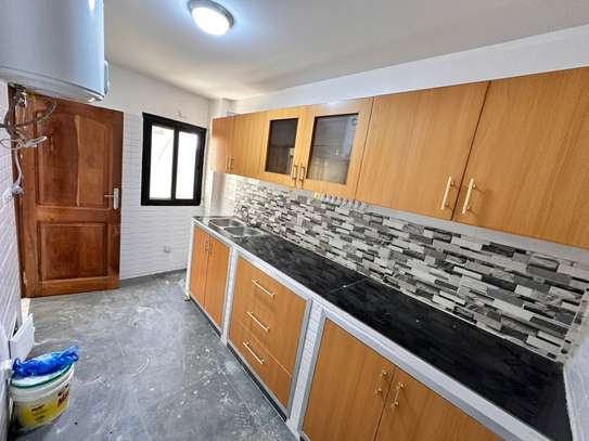 Appartement 2 chambres et sdb avec entrée Sallon image 4
