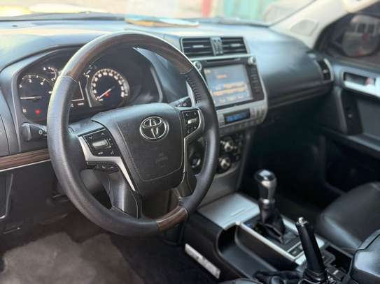 TOYOTA PARADO LAND cruiser image 9