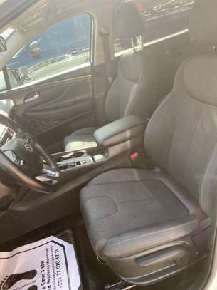 Hyundai Santa Fe 2019 image 15