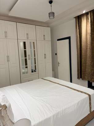 Chic appartement meublé image 8