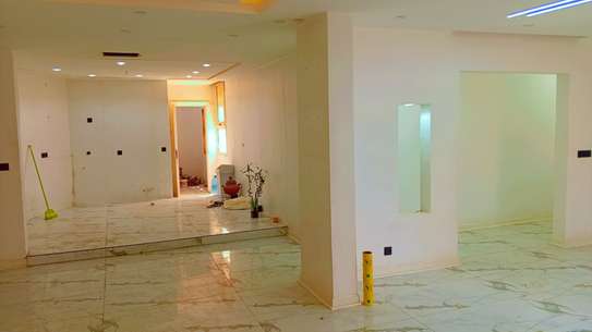 APPARTEMENT À LOUER CITÉ KEUR GORFUI image 6