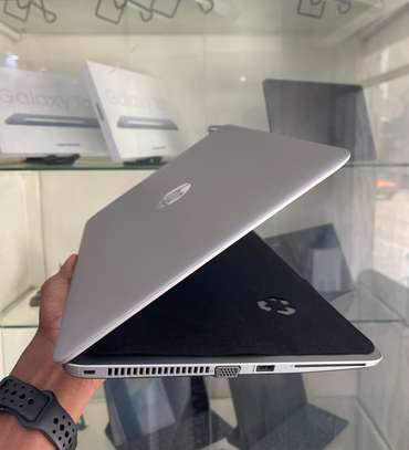 Hp elitebook 840 g3 image 3