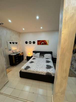 Appartements Meublé à louer à la cité  alioune sow image 7