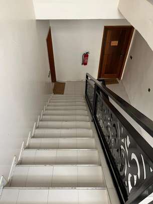 Bel appartement à nord foire (derrière Boa) image 11