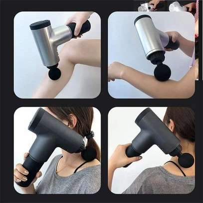 Pistolet de massage fascial et musculaire rechargeable image 2