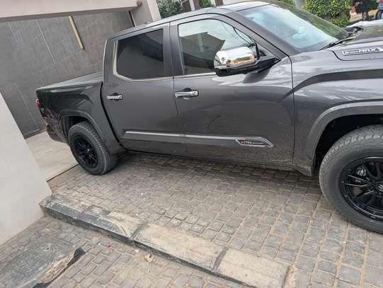 Toyota Tundra 2016 image 2
