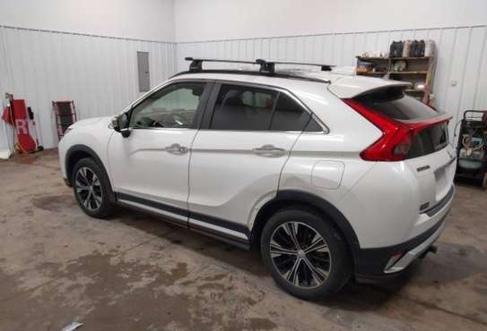 MITSUBISHI ECLIPSE CROSS /SEL 2018 image 12