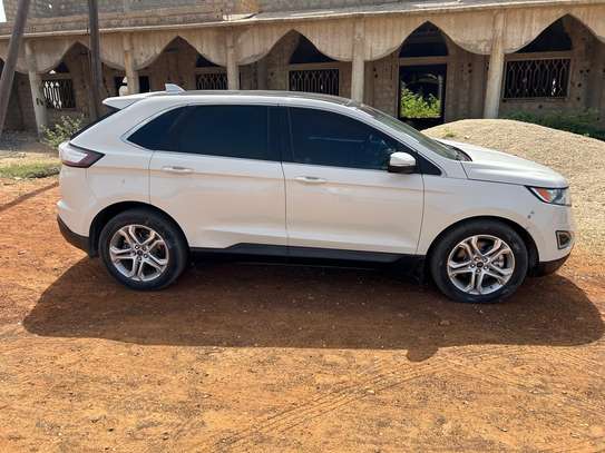 Ford Edge Titanium image 5