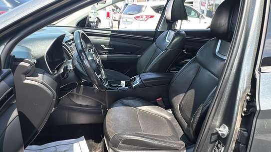 Hyundai Santa Fe image 6
