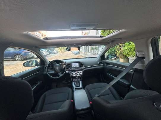 Hyundai Elantra 2020 image 9