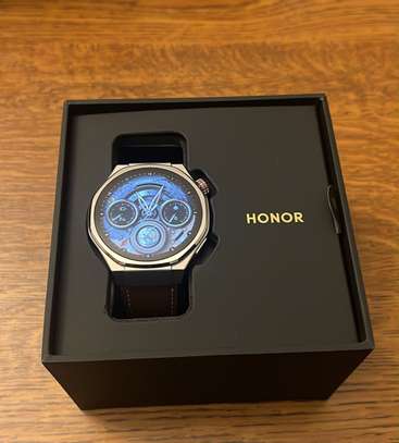Honor Watch 5 Ultra image 6