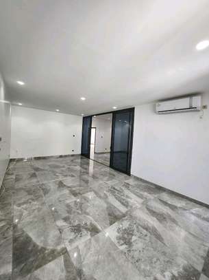 Appartement f3 de 2 chambres et salon à Mermoz image 3