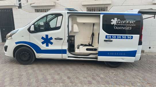 Ambulance image 4