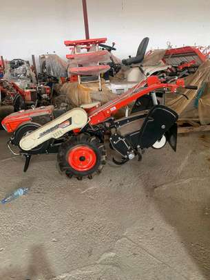 Tracteur kioti 2025 image 3