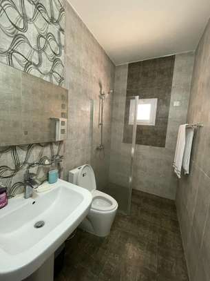 Apparttement à vendre sur la route des Almadies image 7