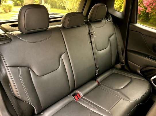 Jeep renegade image 5
