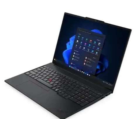 Lenovo ThinkPad E16 Gen 3 (i7 / 16 Go / 512 Go SSD / 16") image 3