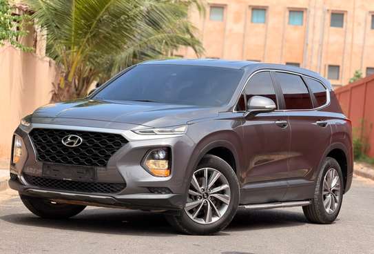 Hyundai Santafe 2019/20 image 2