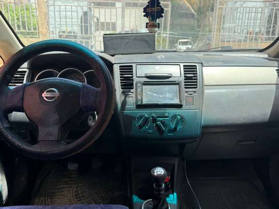 Nissan versa manuel 2009 image 2