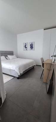 Bel appartement meublé à fann mermoz image 5